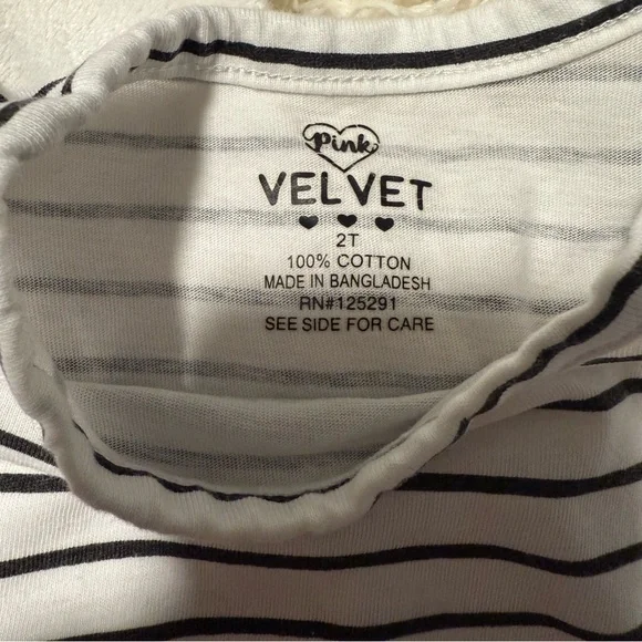 Toddler Girls Black and White Striped Tee - Picture 5 of 5